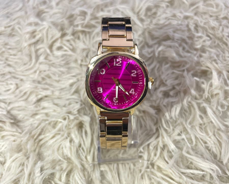 Relógio Rose Gold com Mostrador Pink Vibrante